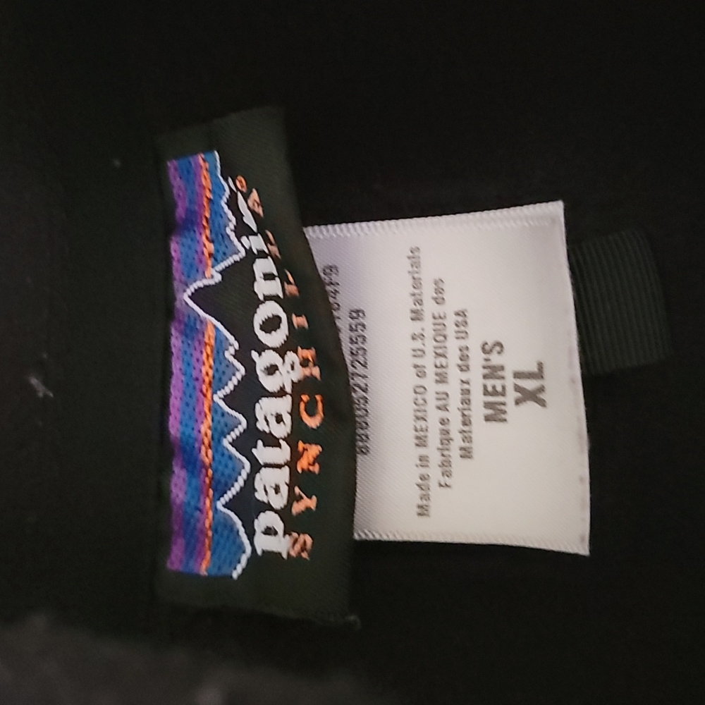Black Patagonia synchilla vest - Picture 2 of 2